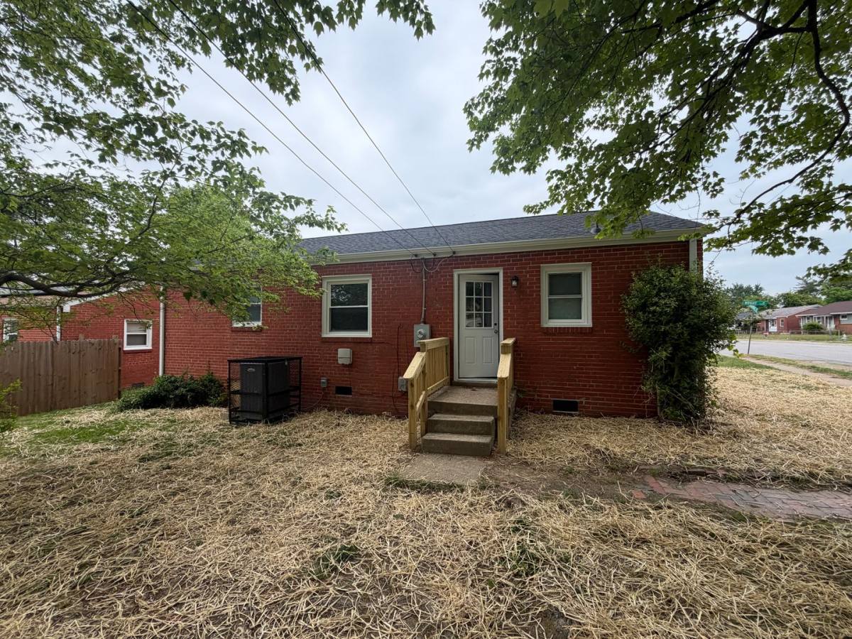 House for rent at 2100 Wright Ave, Richmond, VA 23224