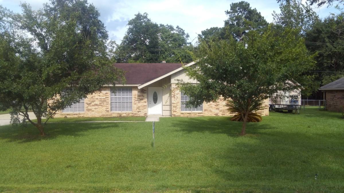 House for rent at 105 Azalea, Deridder, LA 70634
