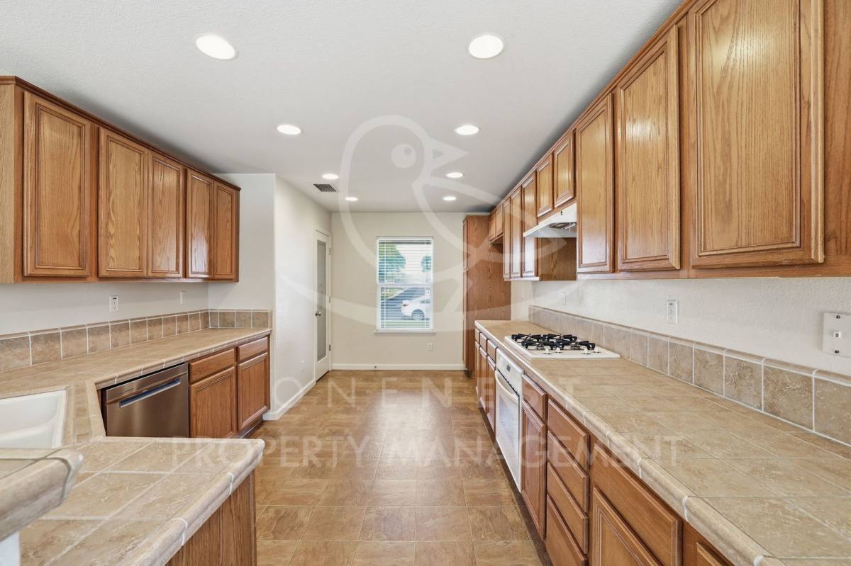 House for rent at 1368 Paddington Way, Olivehurst, CA 95961