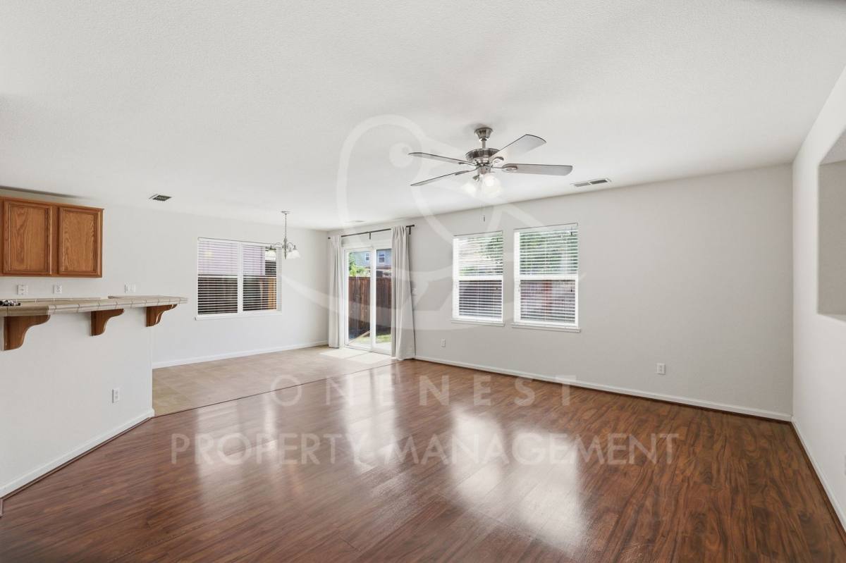 House for rent at 1368 Paddington Way, Olivehurst, CA 95961