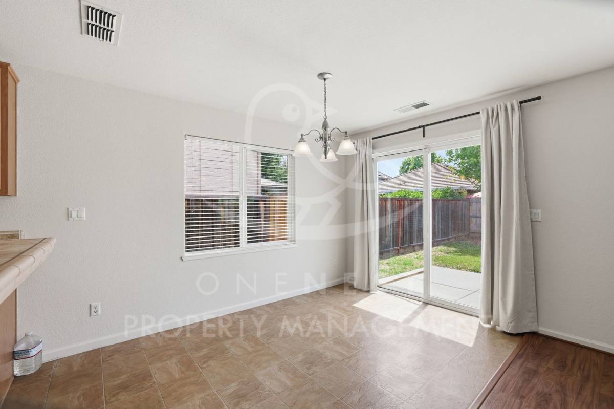 House for rent at 1368 Paddington Way, Olivehurst, CA 95961