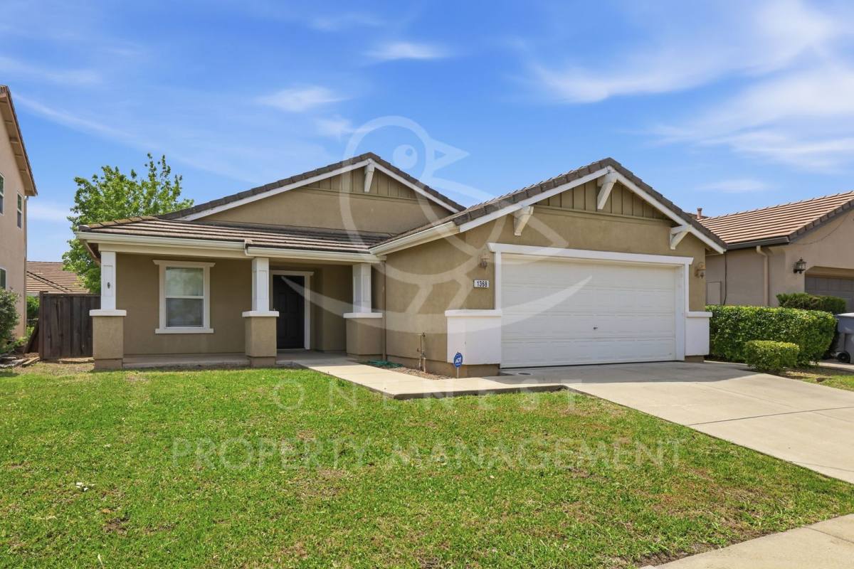 House for rent at 1368 Paddington Way, Olivehurst, CA 95961