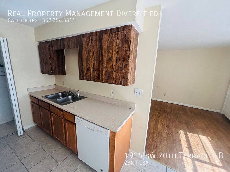 Apartment for rent at 1915 SW 70th Terrace, Gainesville, FL 32607