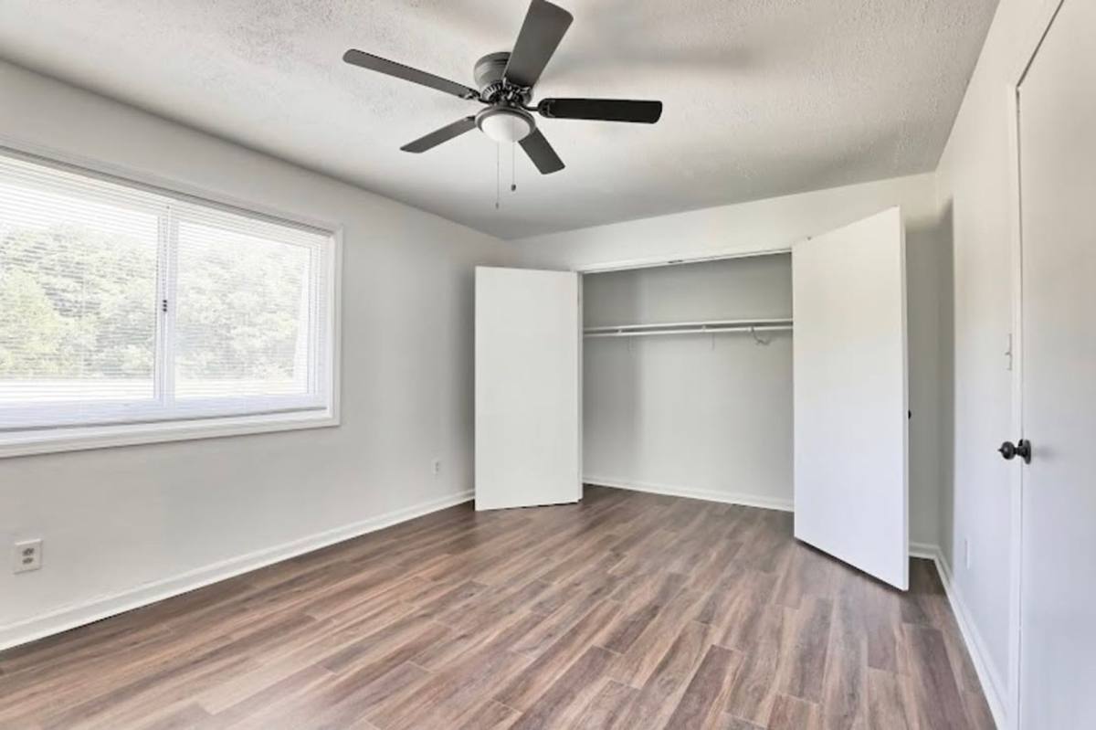 Townhouse for rent at 4550 Washington Rd, Atlanta, GA 30349