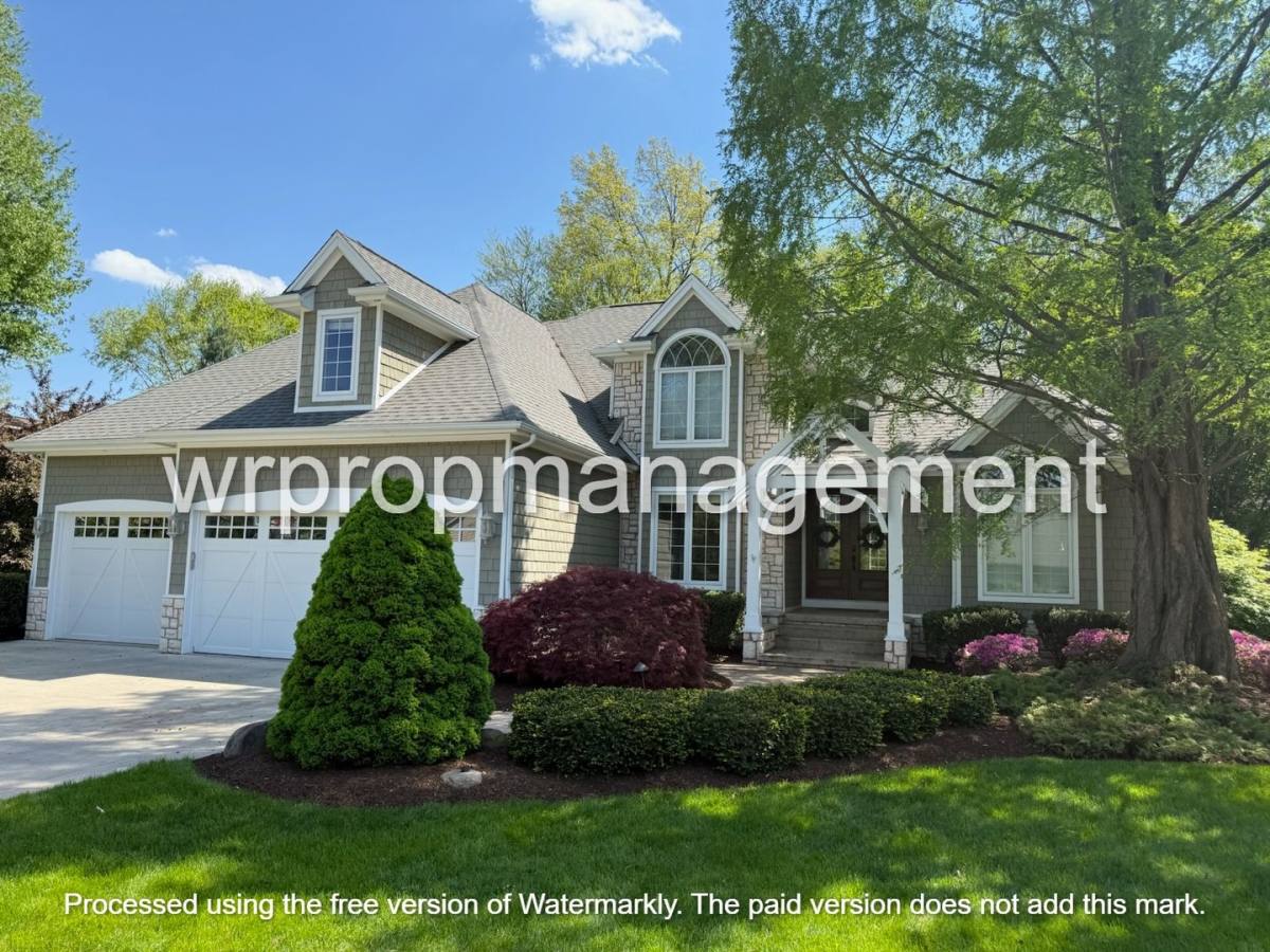 House for rent at 1379 Castlebury Lane, Temperance, MI 48182