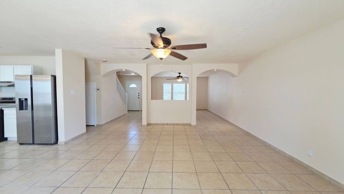 House for rent at 402 Empresario Dr, San Antonio, TX 78253