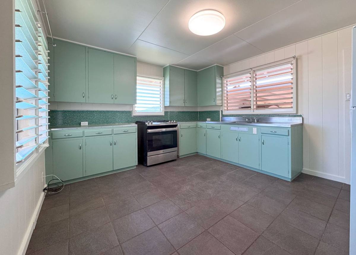 House for rent at 1220 Center St, Honolulu, HI 96816
