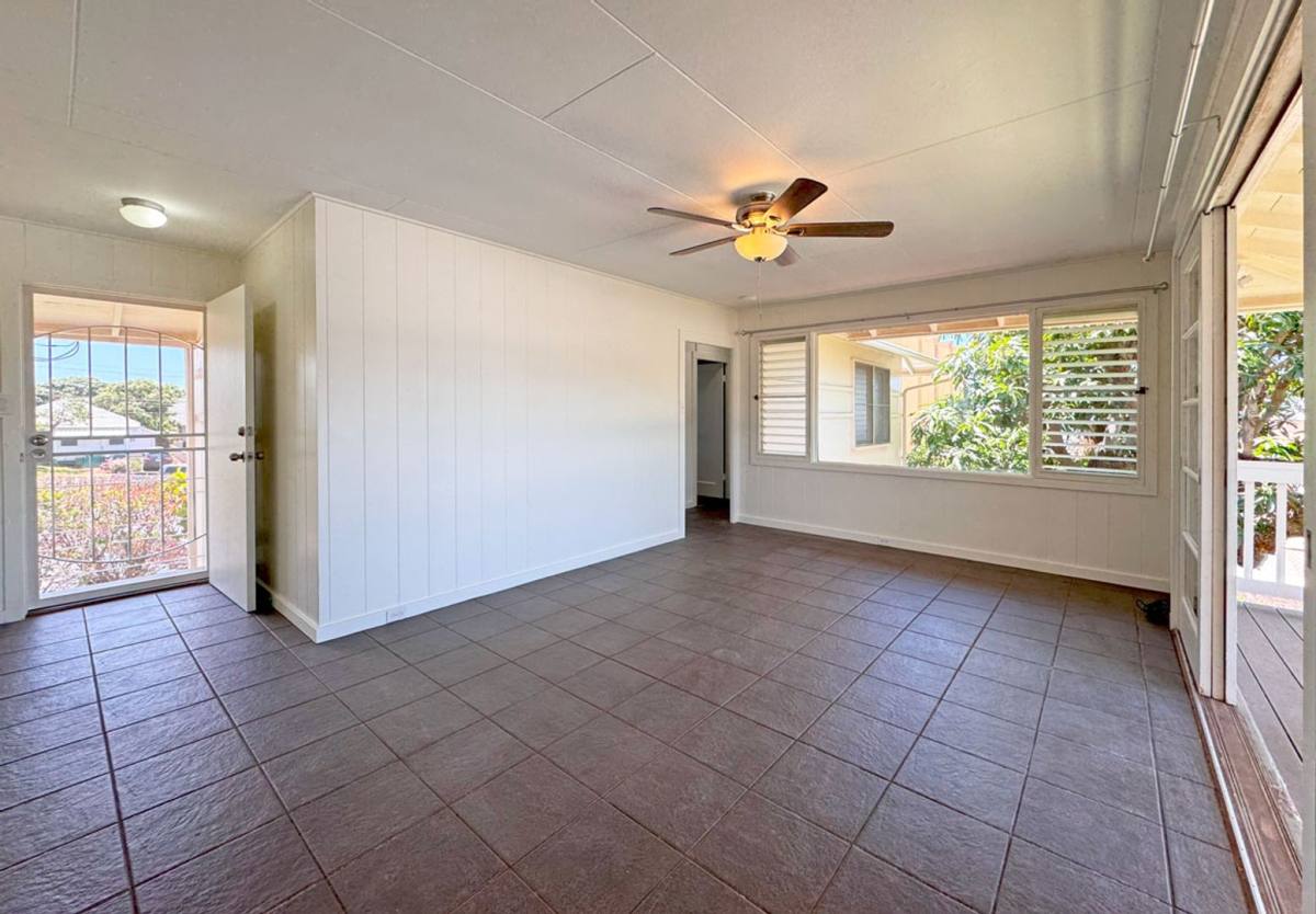 House for rent at 1220 Center St, Honolulu, HI 96816