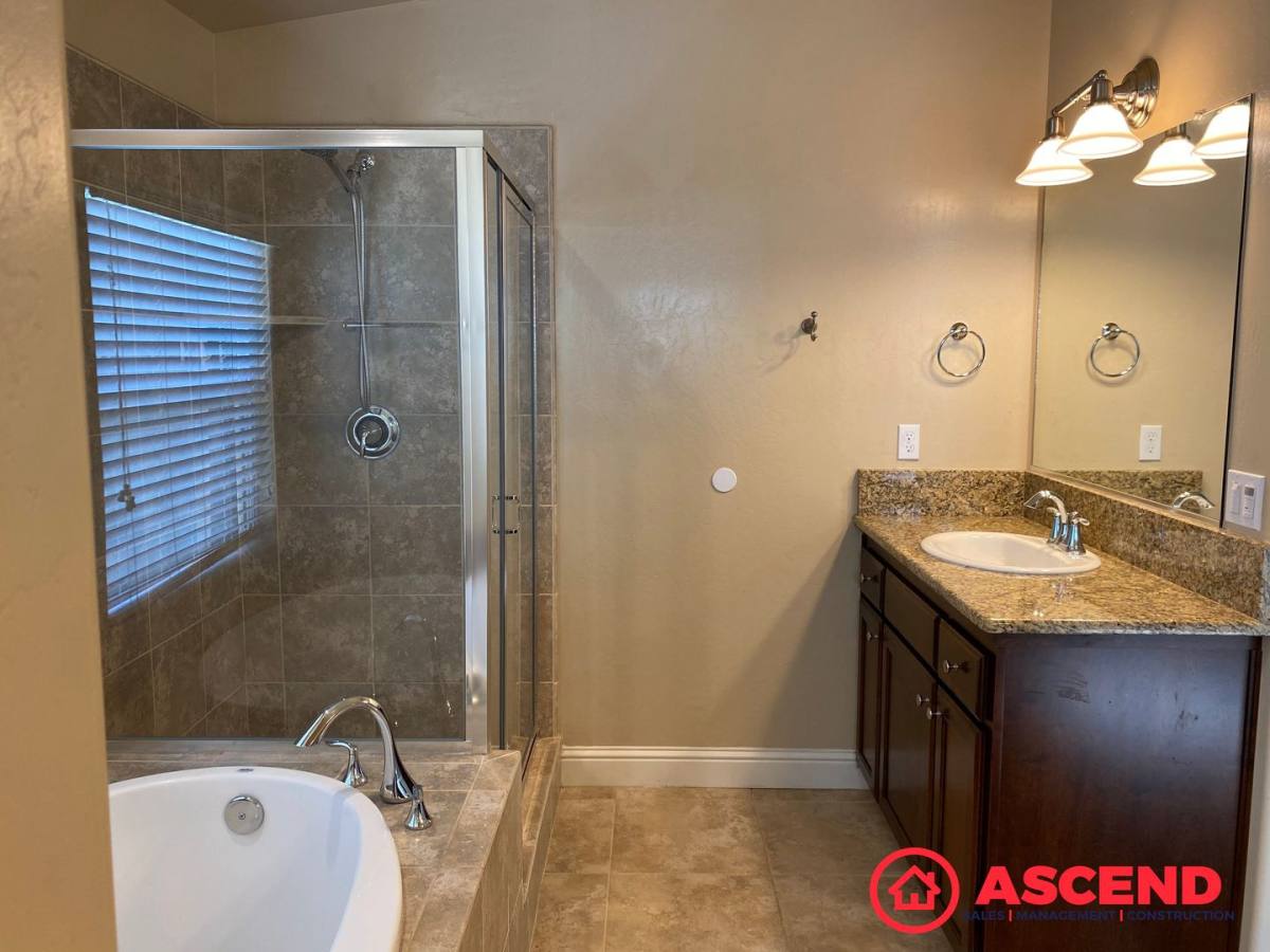 House for rent at 9403 Mountain Peak Lane, Bakersfield, CA 93314