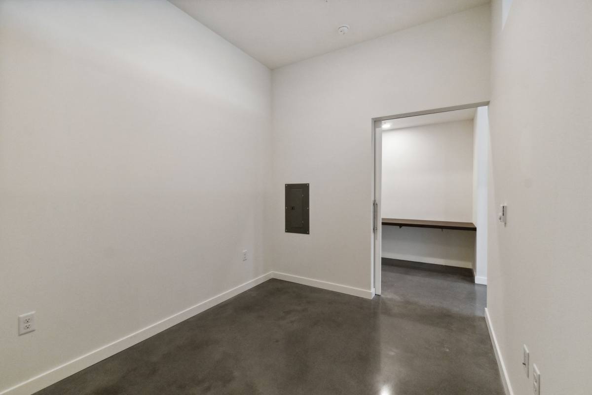 Apartment for rent at 23 N Broadway St, Tacoma, WA 98403