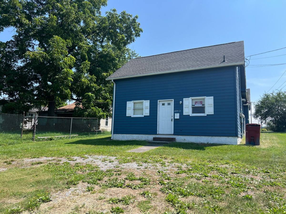 Townhouse for rent at 224 Lamont St, Johnson City, TN 37601