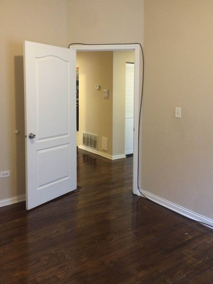 Apartment for rent at 7014-18 S Sangamon, Chicago, IL 60621