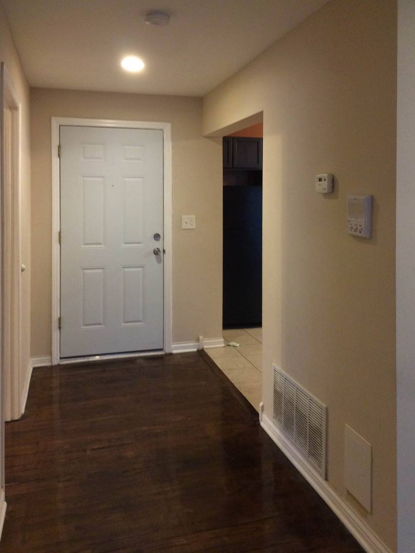 Apartment for rent at 7014-18 S Sangamon, Chicago, IL 60621