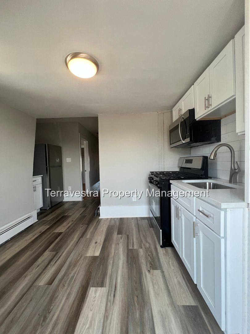 Apartment for rent at 118 N 2nd St, Millville, NJ 08332