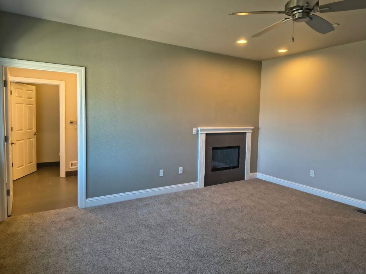 Apartment for rent at 1377 Browning St, Redding, CA 96003