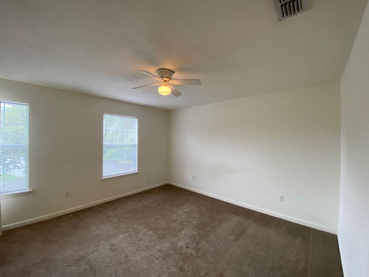 Apartment for rent at 1081 Solana Ave, Tallahassee, FL 32304