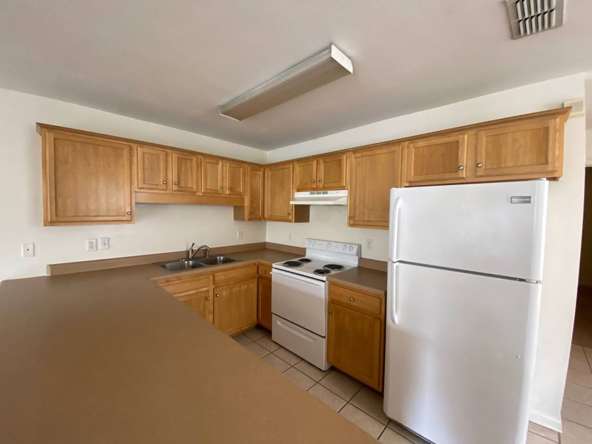 Apartment for rent at 1081 Solana Ave, Tallahassee, FL 32304