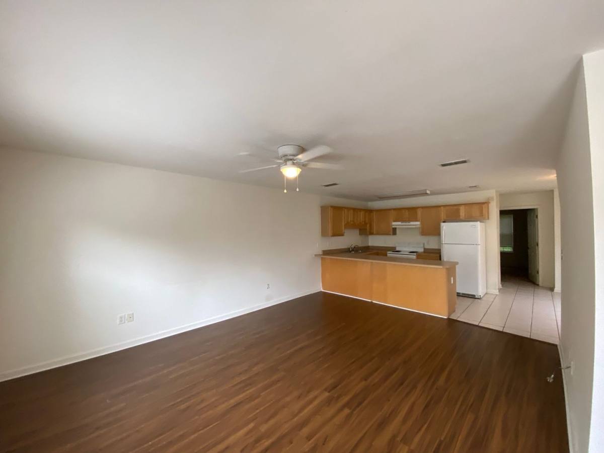 Apartment for rent at 1081 Solana Ave, Tallahassee, FL 32304