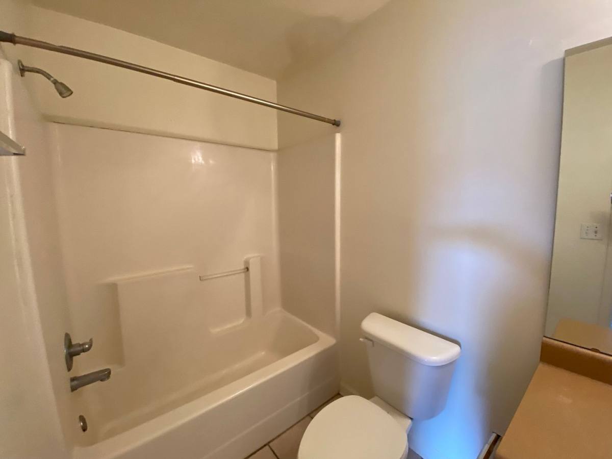 Apartment for rent at 1081 Solana Ave, Tallahassee, FL 32304
