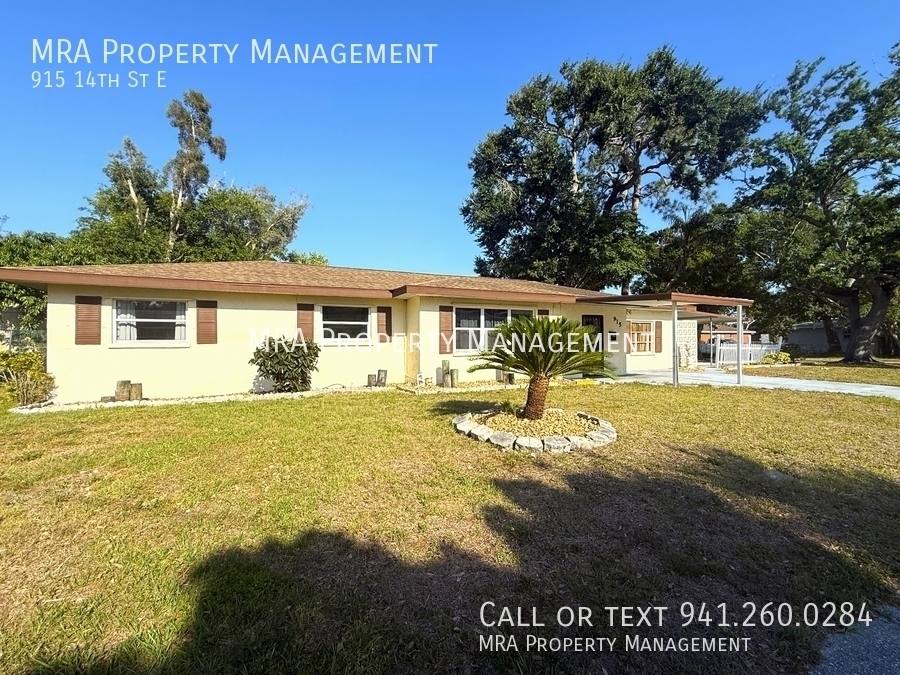 House for rent at 915 14th St E, Bradenton, FL 34208
