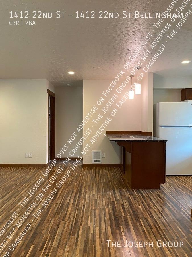 Apartment for rent at 1412 22nd St, Bellingham, WA 98225