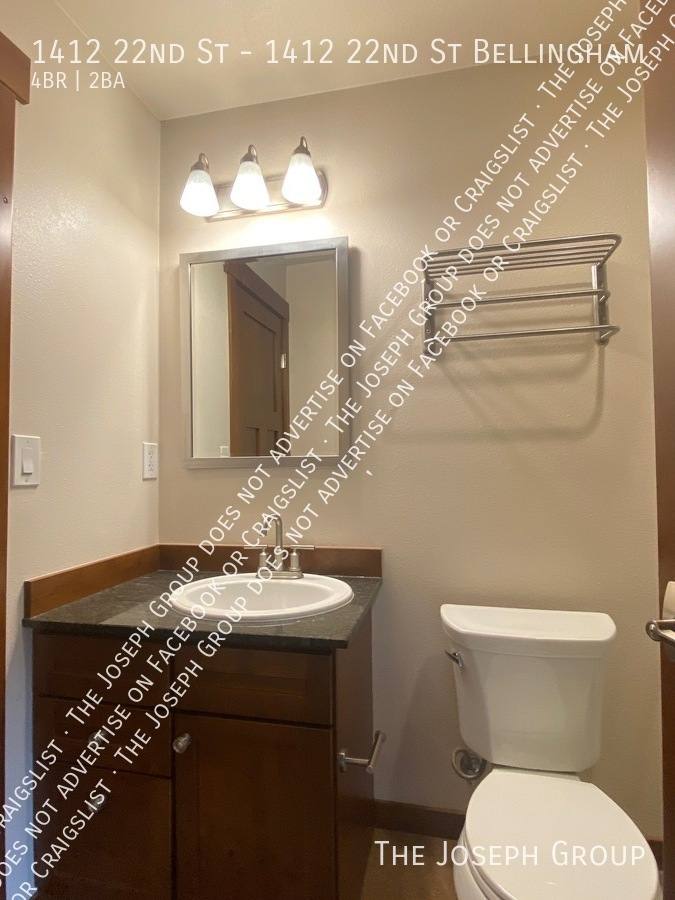 Apartment for rent at 1412 22nd St, Bellingham, WA 98225