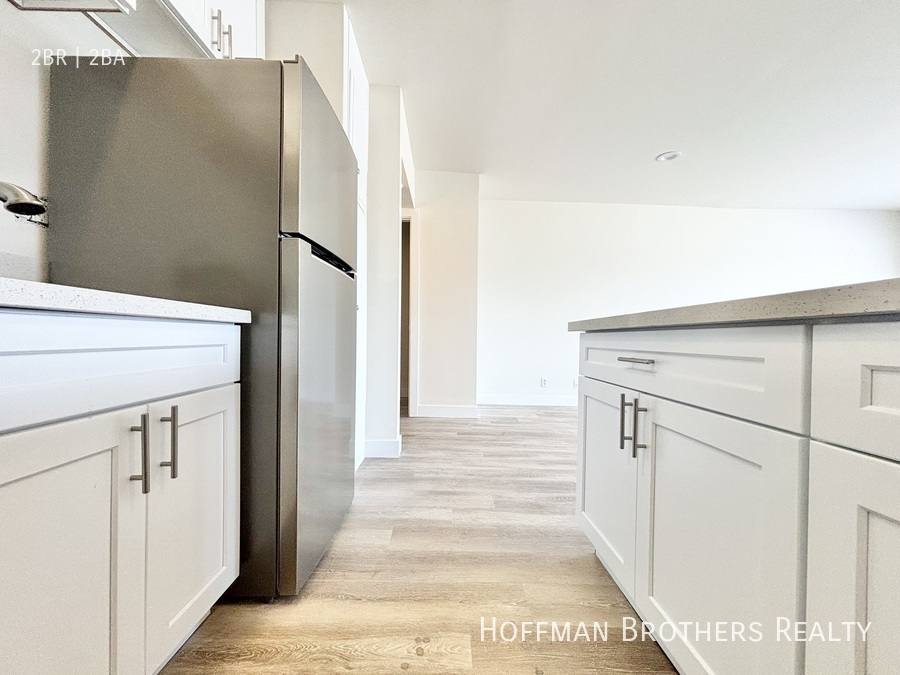 Apartment for rent at 1786 N Sycamore Ave #111, Los Angeles, CA 90028