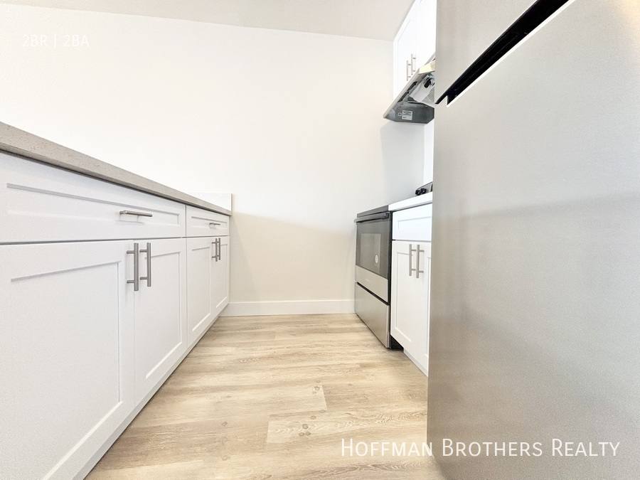 Apartment for rent at 1786 N Sycamore Ave #111, Los Angeles, CA 90028