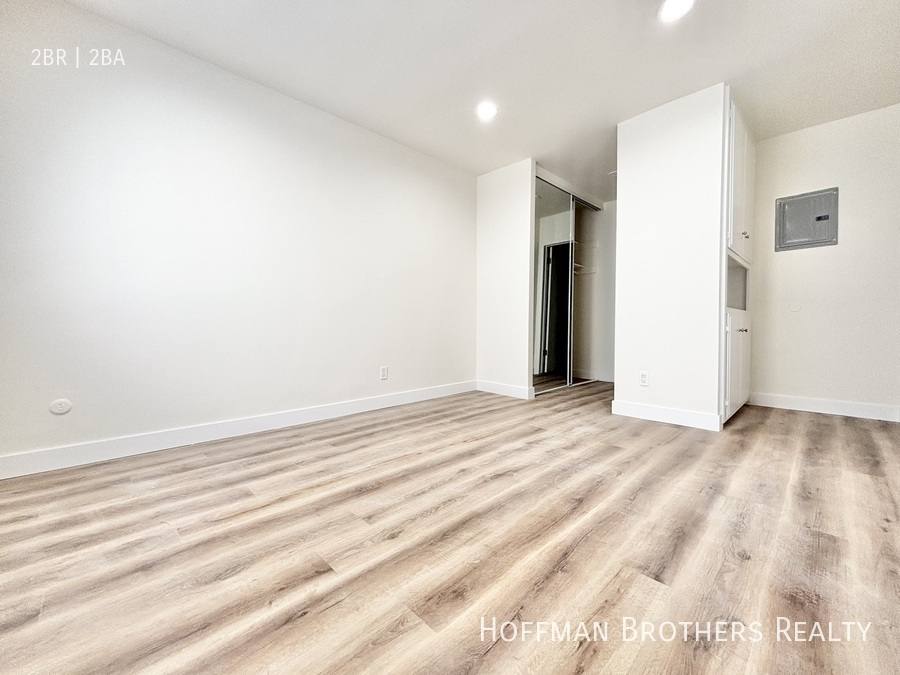 Apartment for rent at 1786 N Sycamore Ave #111, Los Angeles, CA 90028