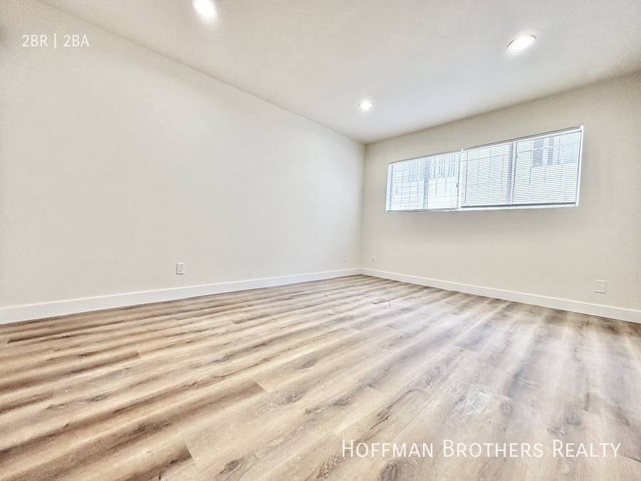 Apartment for rent at 1786 N Sycamore Ave #111, Los Angeles, CA 90028