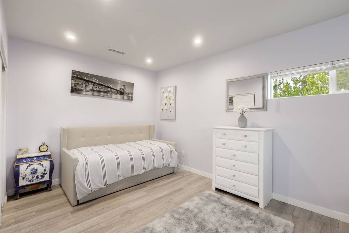 House for rent at 7457 Sausalito Ave, West Hills, CA 91307