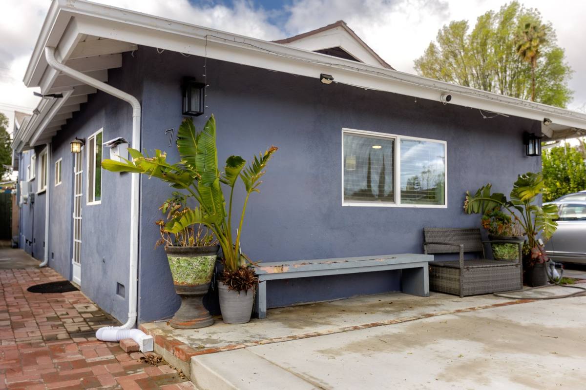 House for rent at 7457 Sausalito Ave, West Hills, CA 91307