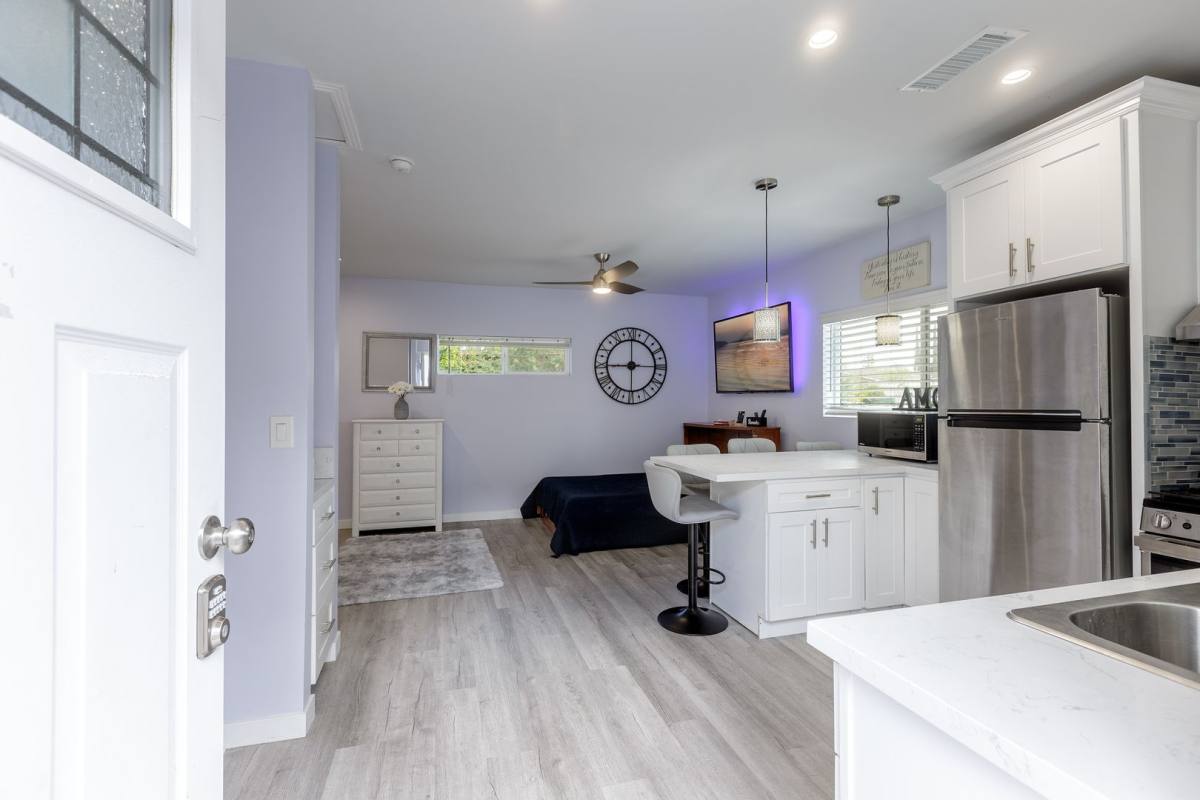 House for rent at 7457 Sausalito Ave, West Hills, CA 91307