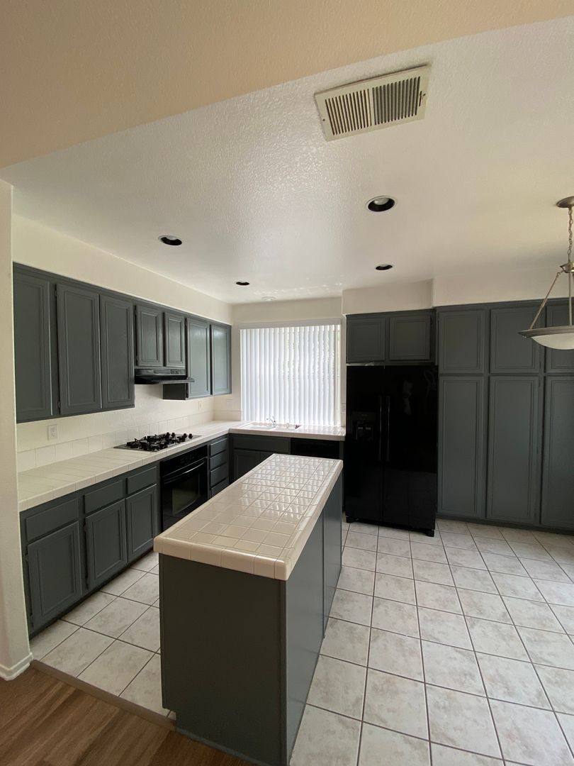 House for rent at 7470 Mason Heights Lane, San Diego, CA 92126