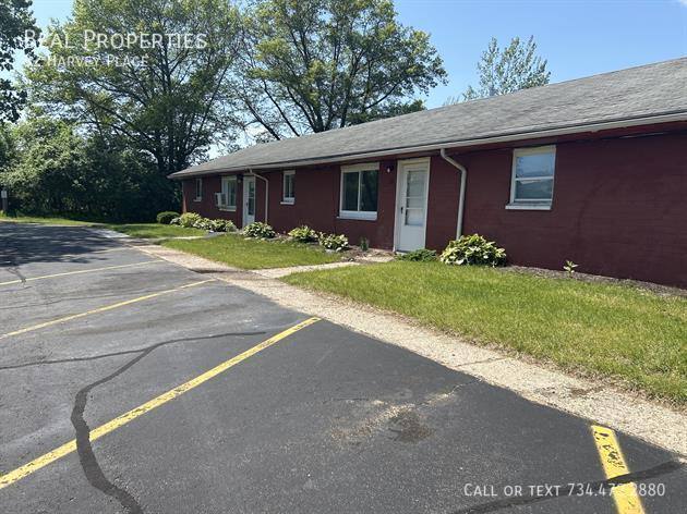 Apartment for rent at 82 Harvey Place, Ypsilanti, MI 48198