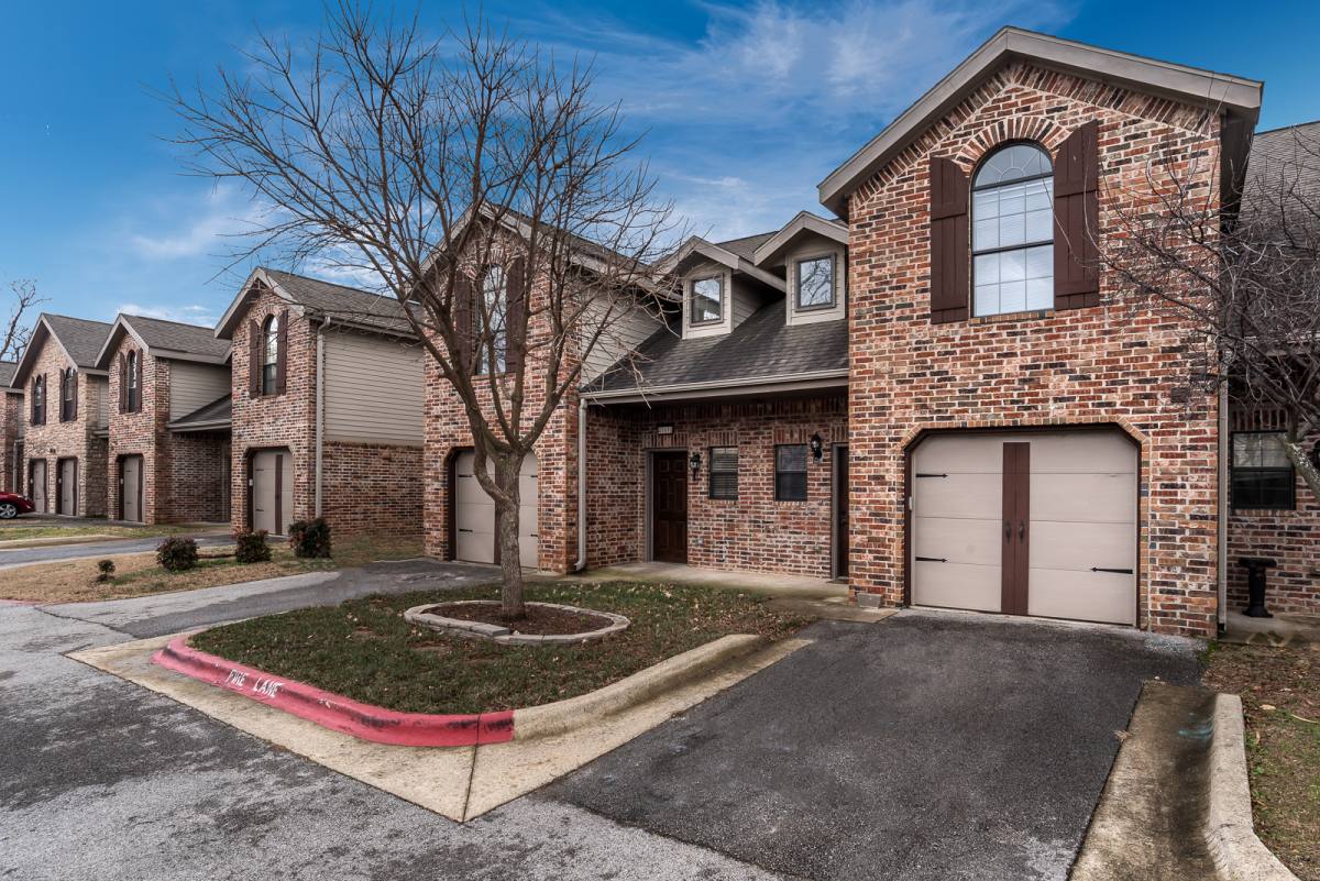 Apartment for rent at 4040 Glenstone Terrace, Springdale, AR 72762