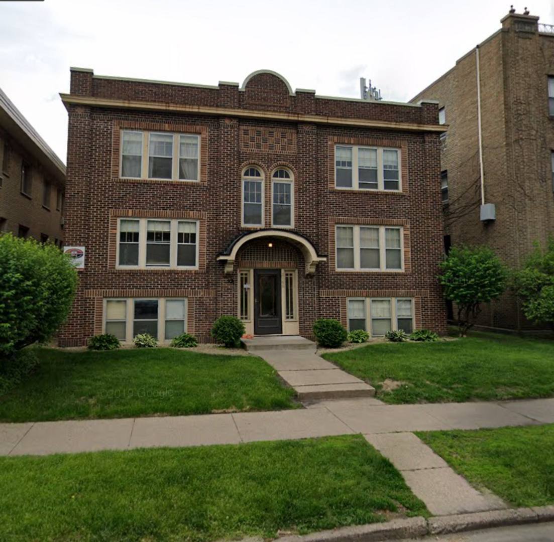 Apartment for rent at 2166 Grand Ave, Saint Paul, MN 55105