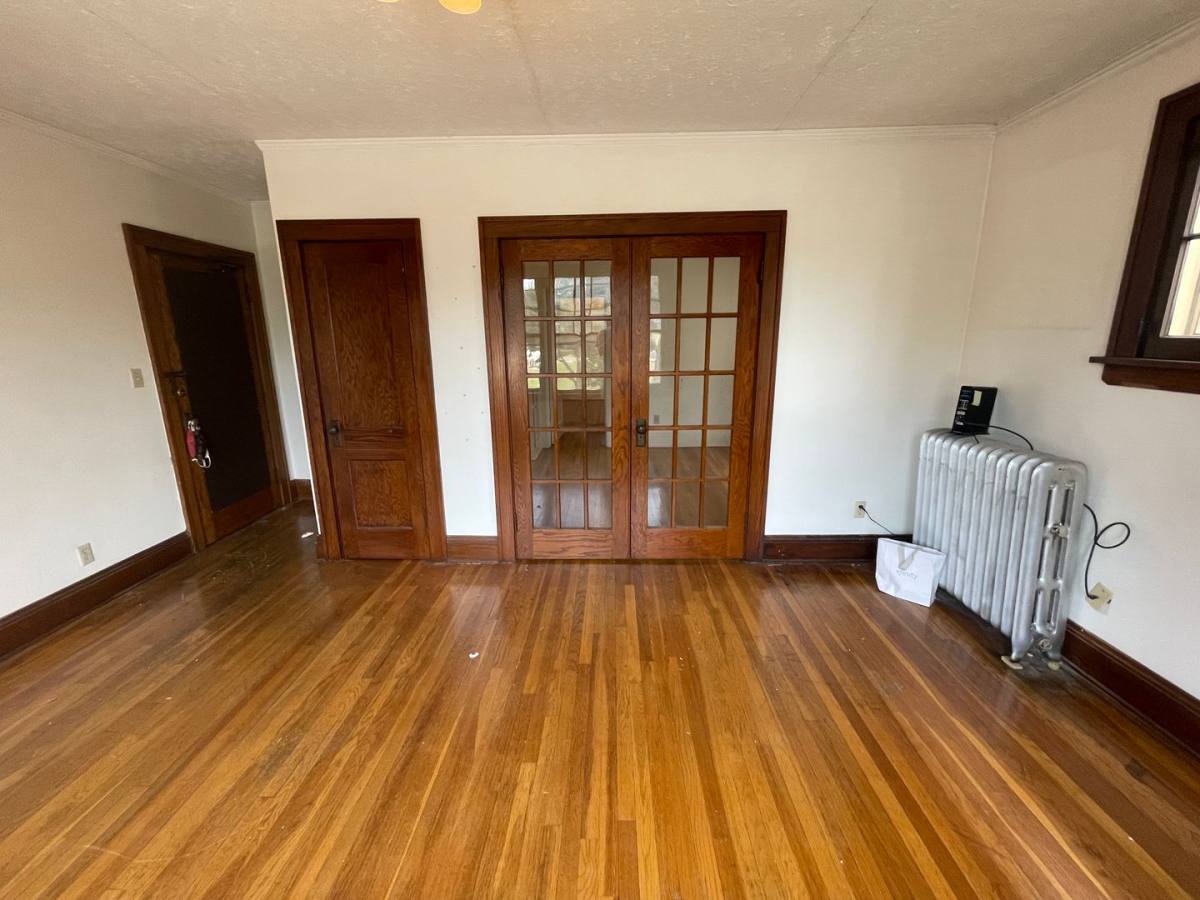 Apartment for rent at 2166 Grand Ave, Saint Paul, MN 55105