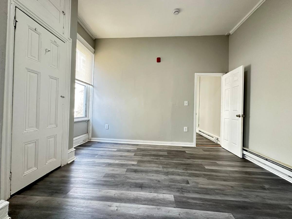 Apartment for rent at 1526 N 18th St #2R, Philadelphia, PA 19121