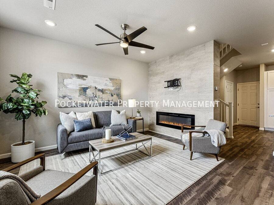 176 Ambrose St, Erie, CO 80516 - Townhouse for Rent - Image 2