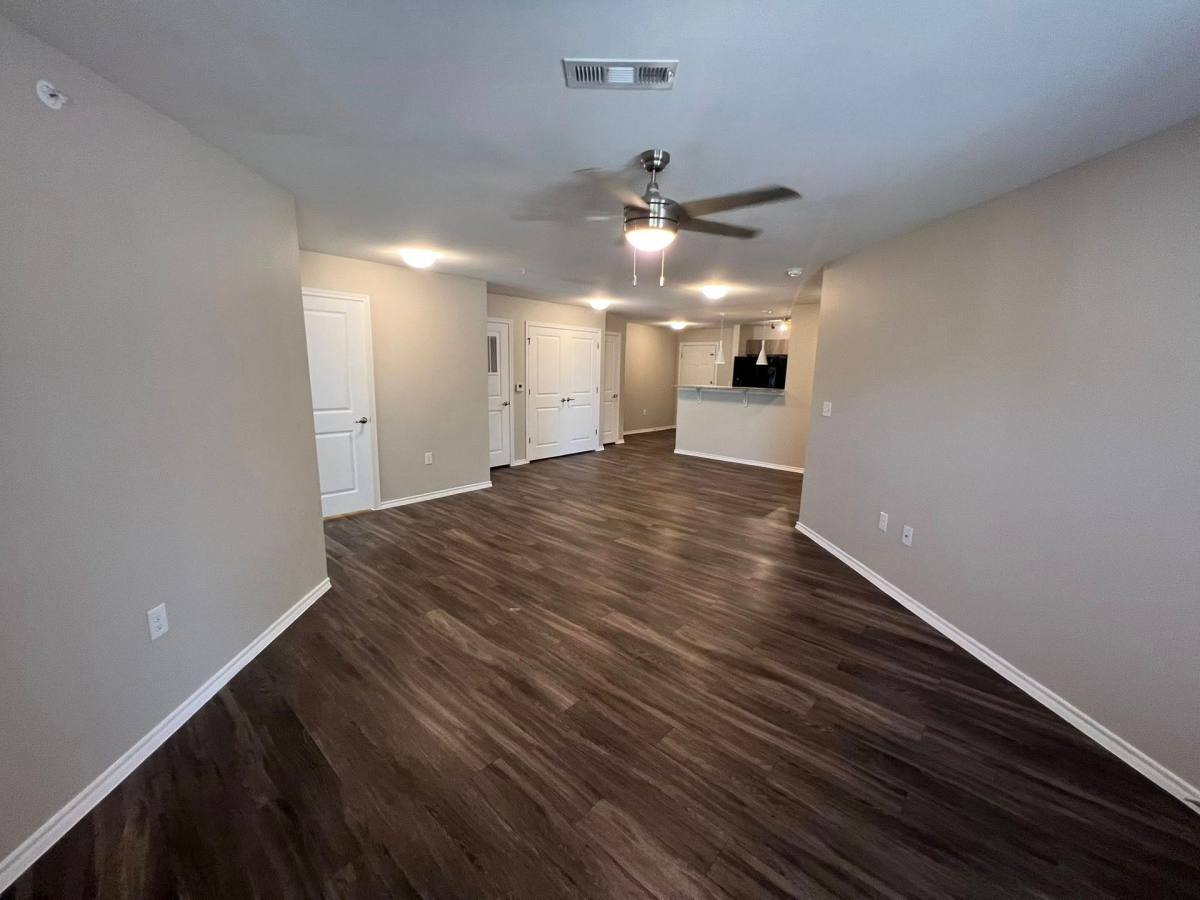 Apartment for rent at 1904 Central Blvd, Brownsville, TX 78520