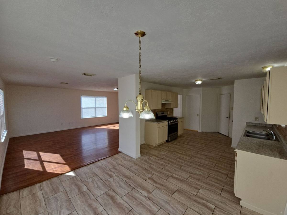 House for rent at 21802 Westfield Ridge Dr, Houston, TX 77073