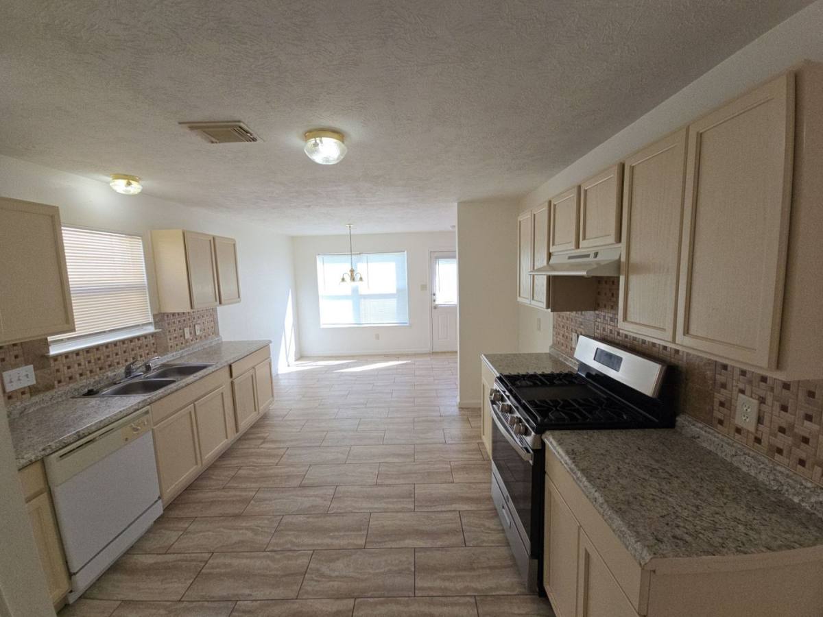 House for rent at 21802 Westfield Ridge Dr, Houston, TX 77073