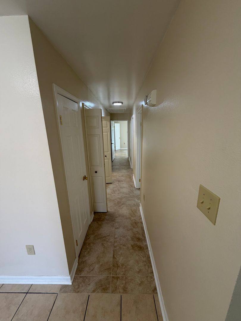 Apartment for rent at 8154 Jefferson Park, Baton Rouge, LA 70817
