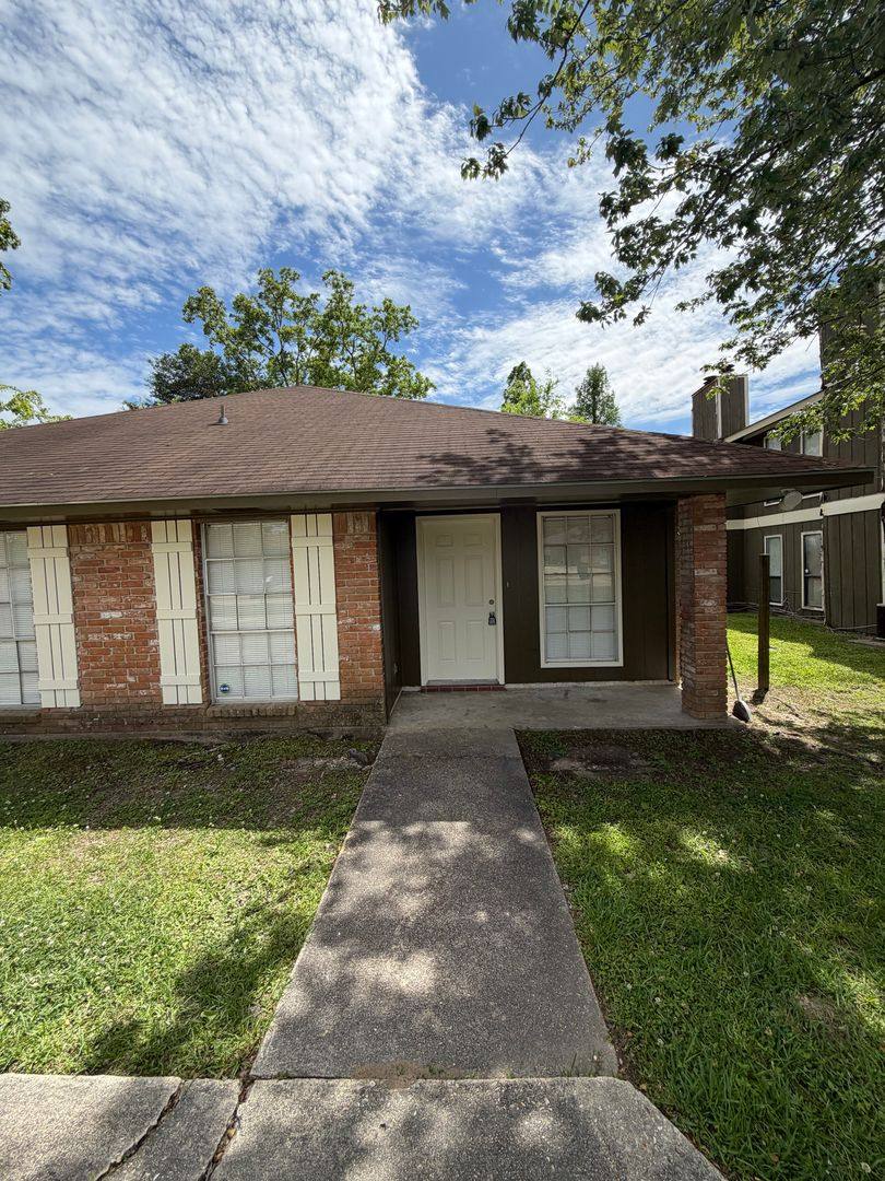 Apartment for rent at 8154 Jefferson Park, Baton Rouge, LA 70817