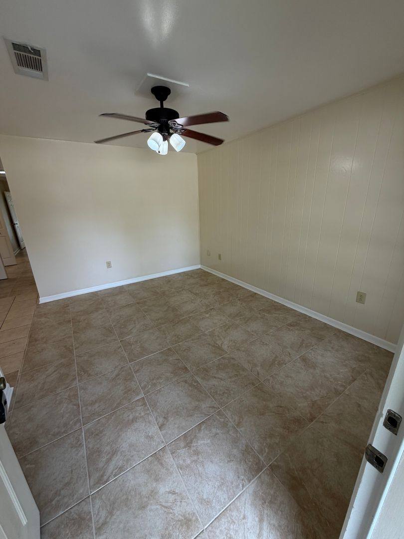 Apartment for rent at 8154 Jefferson Park, Baton Rouge, LA 70817