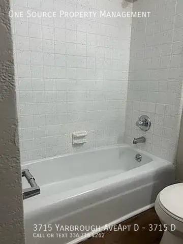 Apartment for rent at 3715 Yarbrough Aveapt D, Winston Salem, NC 27106