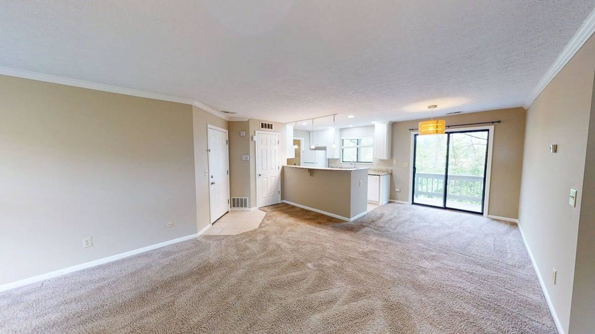 Apartment for rent at 5321 Stonemeadow Ave, Columbus, OH 43220