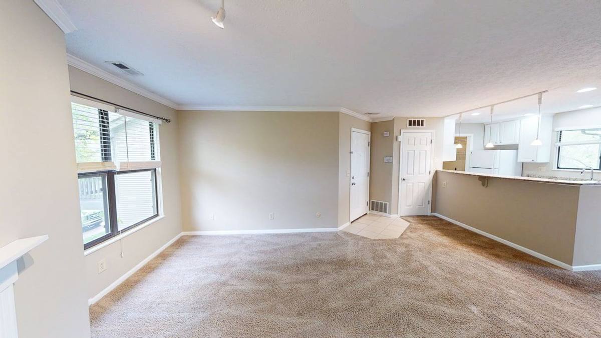 Apartment for rent at 5321 Stonemeadow Ave, Columbus, OH 43220