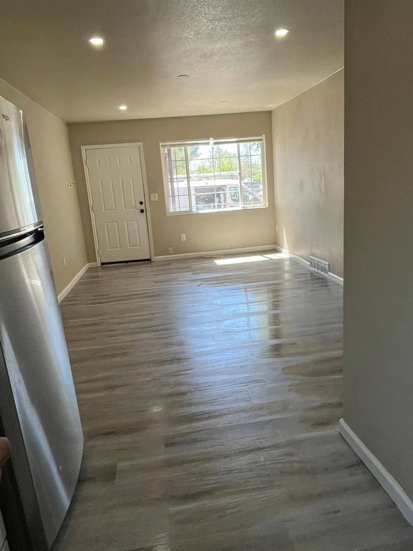 Townhouse for rent at 1910 Oswego St, Aurora, CO 80010
